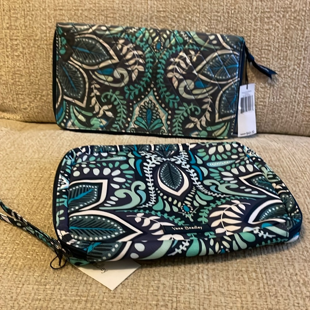 NWT Vera Bradley set Personal Travel Organizer Clutch Case in Blue Island